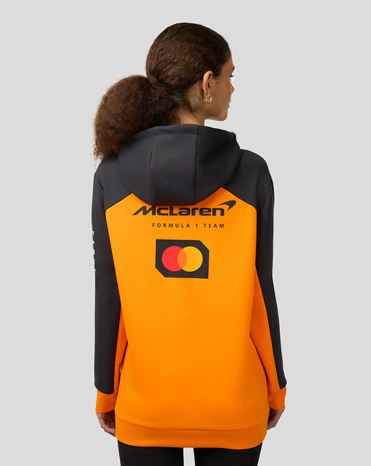 Sweat MCLAREN Castore Team Replica Orange pour homme Sweat MCLAREN Castore Team Replica Orange pour homme